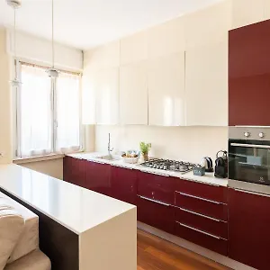 Rosselli 13 Apartment Milan