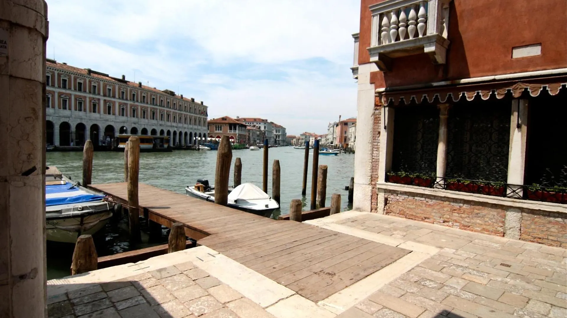 Palazzo Lion Morosini - Check In Presso Locanda Ai Santi Apostoli Venedig Italien
