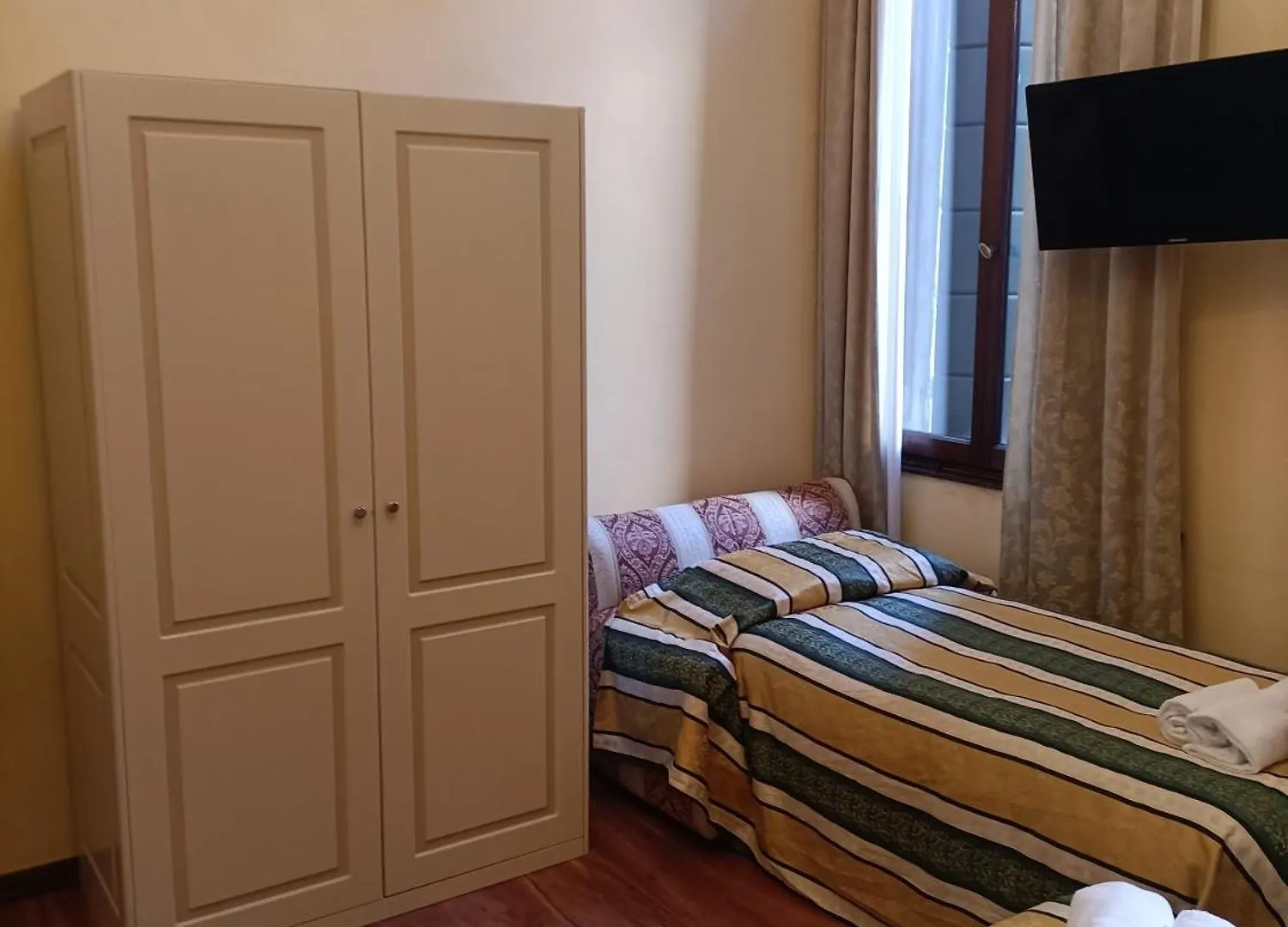 Palazzo Lion Morosini - Check In Presso Locanda Ai Santi Apostoli Venedig 3*,  Italien