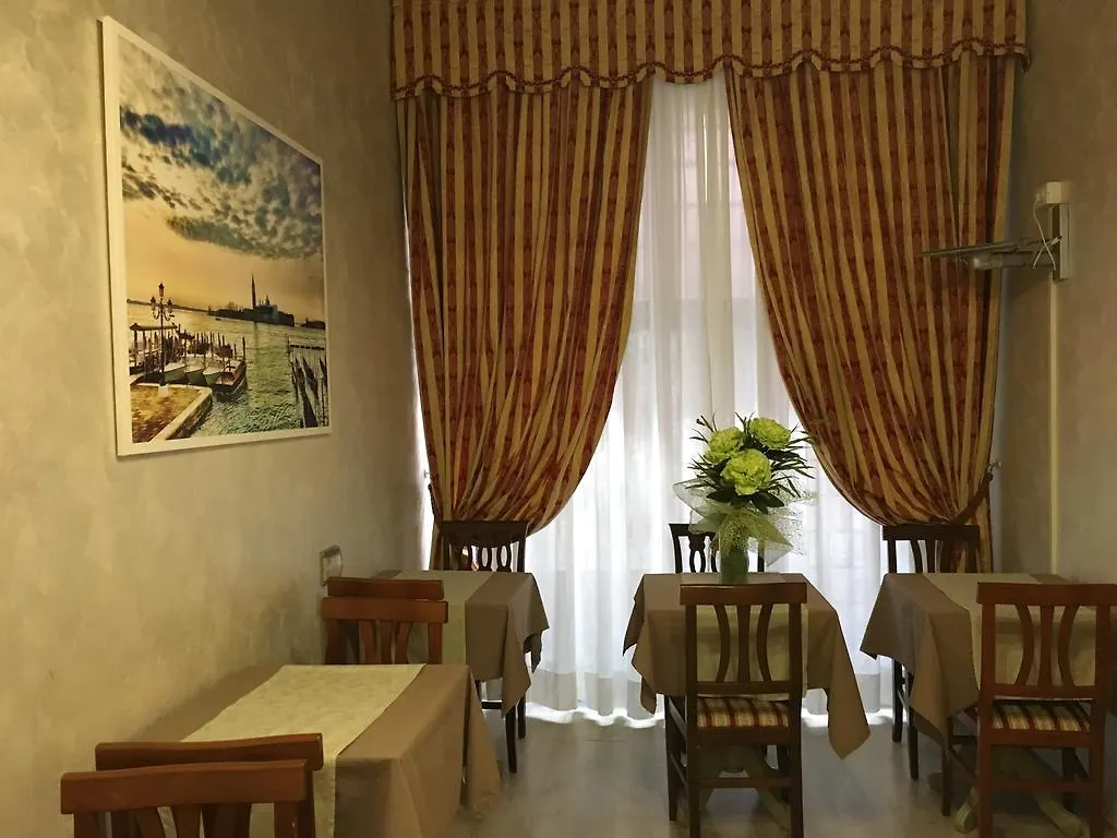 Palazzo Lion Morosini - Check In Presso Locanda Ai Santi Apostoli Venice Italy