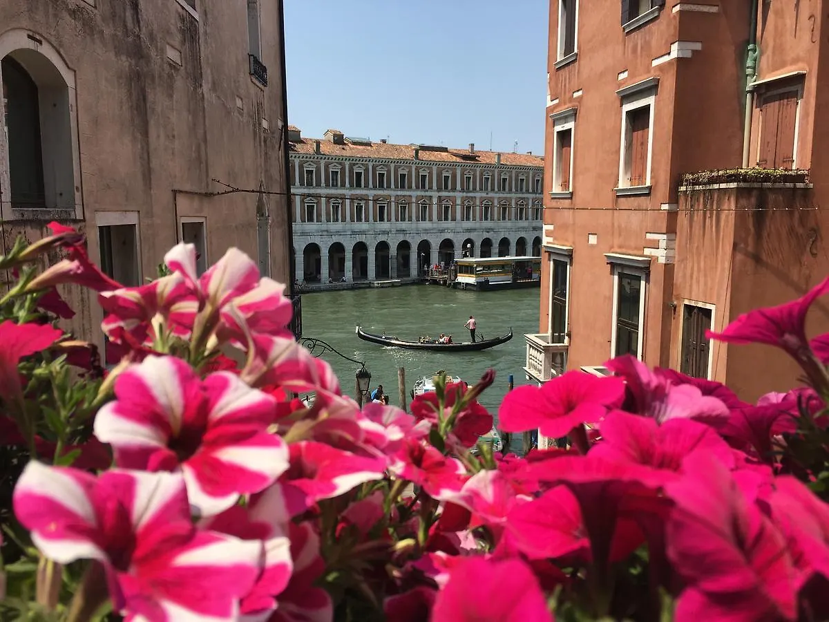 Palazzo Lion Morosini - Check In Presso Locanda Ai Santi Apostoli Venedig 3*,