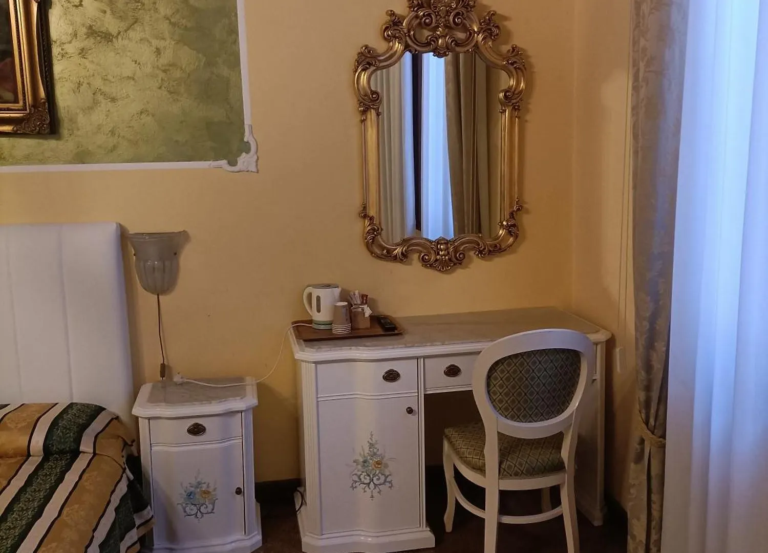 Palazzo Lion Morosini - Check In Presso Locanda Ai Santi Apostoli Venise