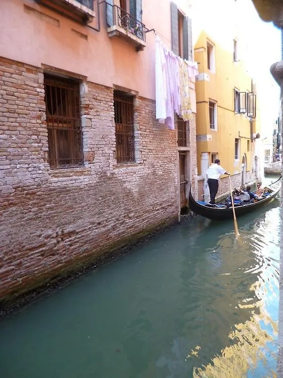 Palazzo Lion Morosini - Check In Presso Locanda Ai Santi Apostoli Venise 3*,